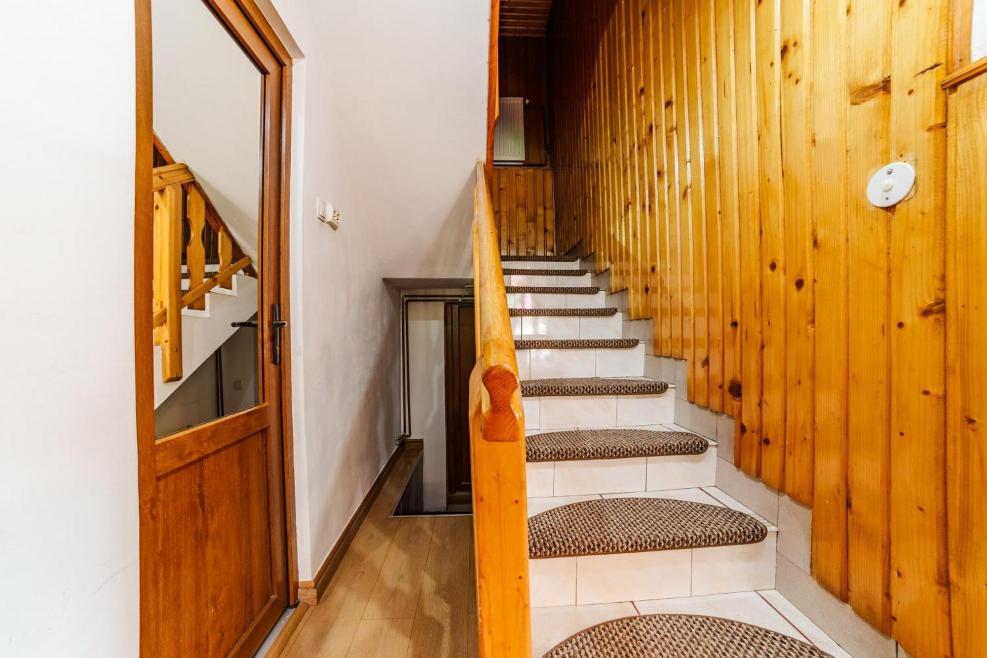 فيلا Casa Poiana Soarelui براشوف المظهر الخارجي الصورة
