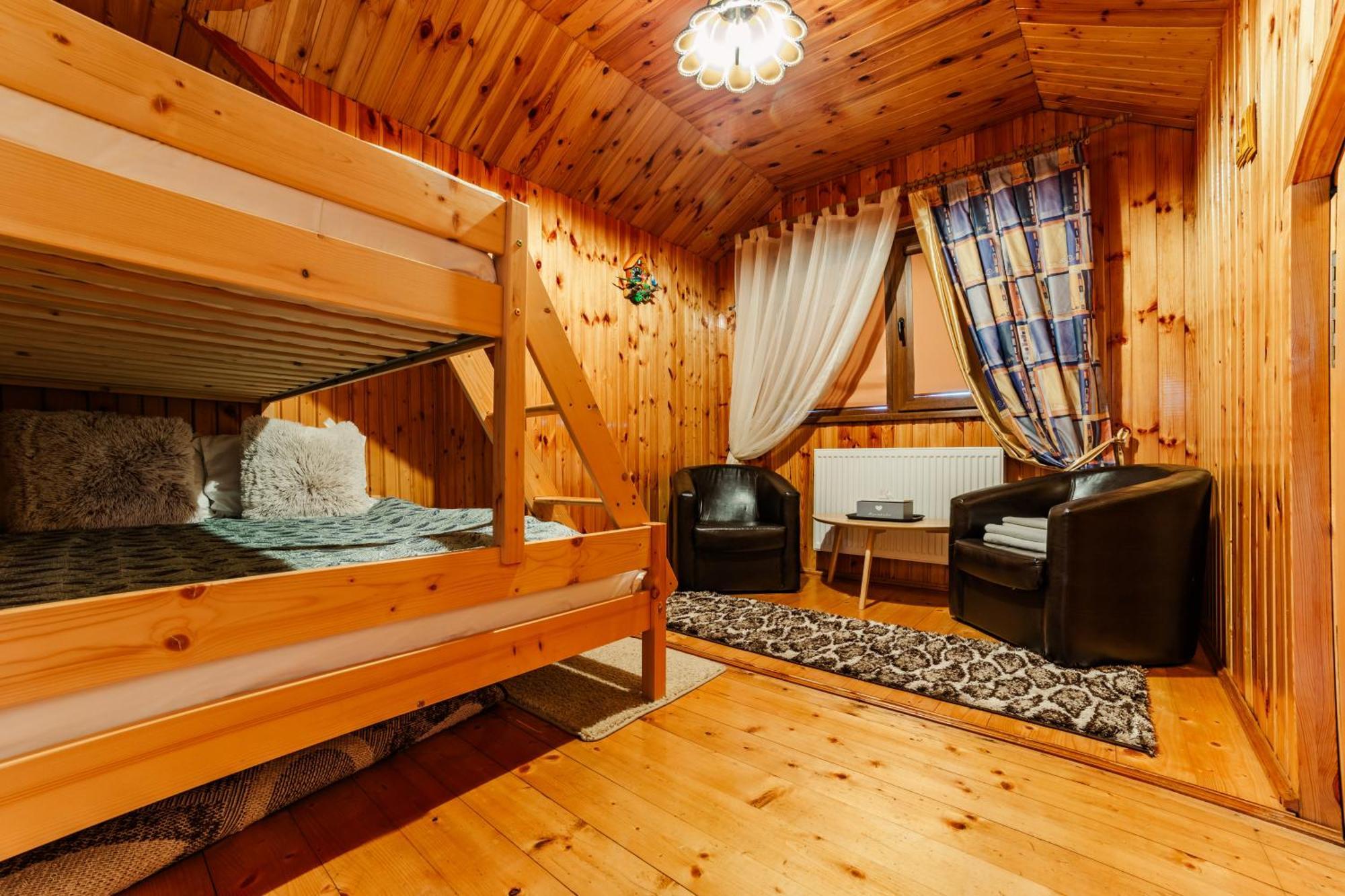 فيلا Casa Poiana Soarelui براشوف المظهر الخارجي الصورة