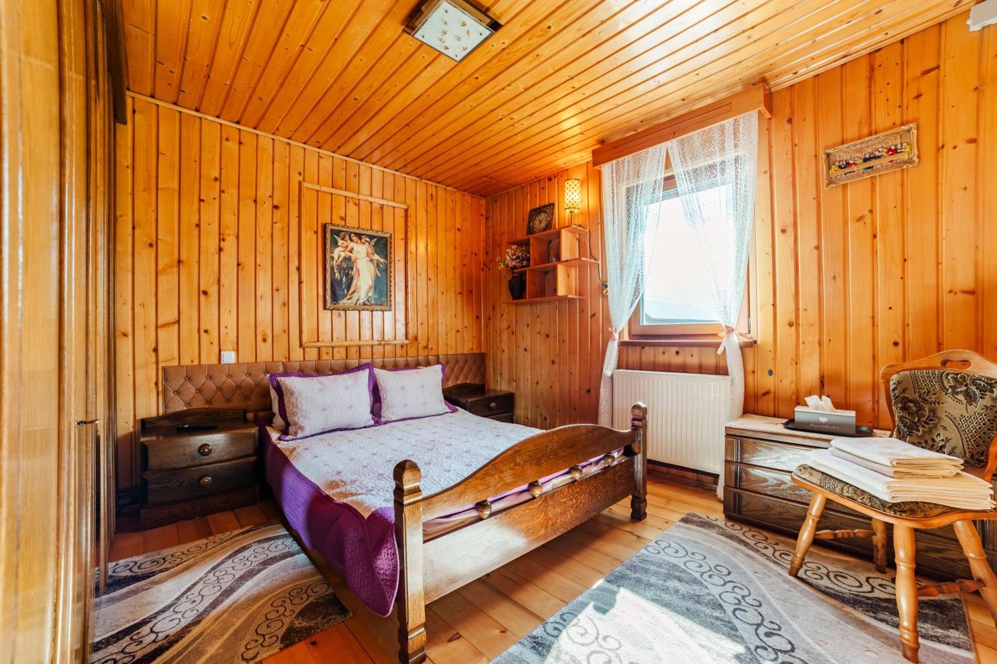 فيلا Casa Poiana Soarelui براشوف المظهر الخارجي الصورة