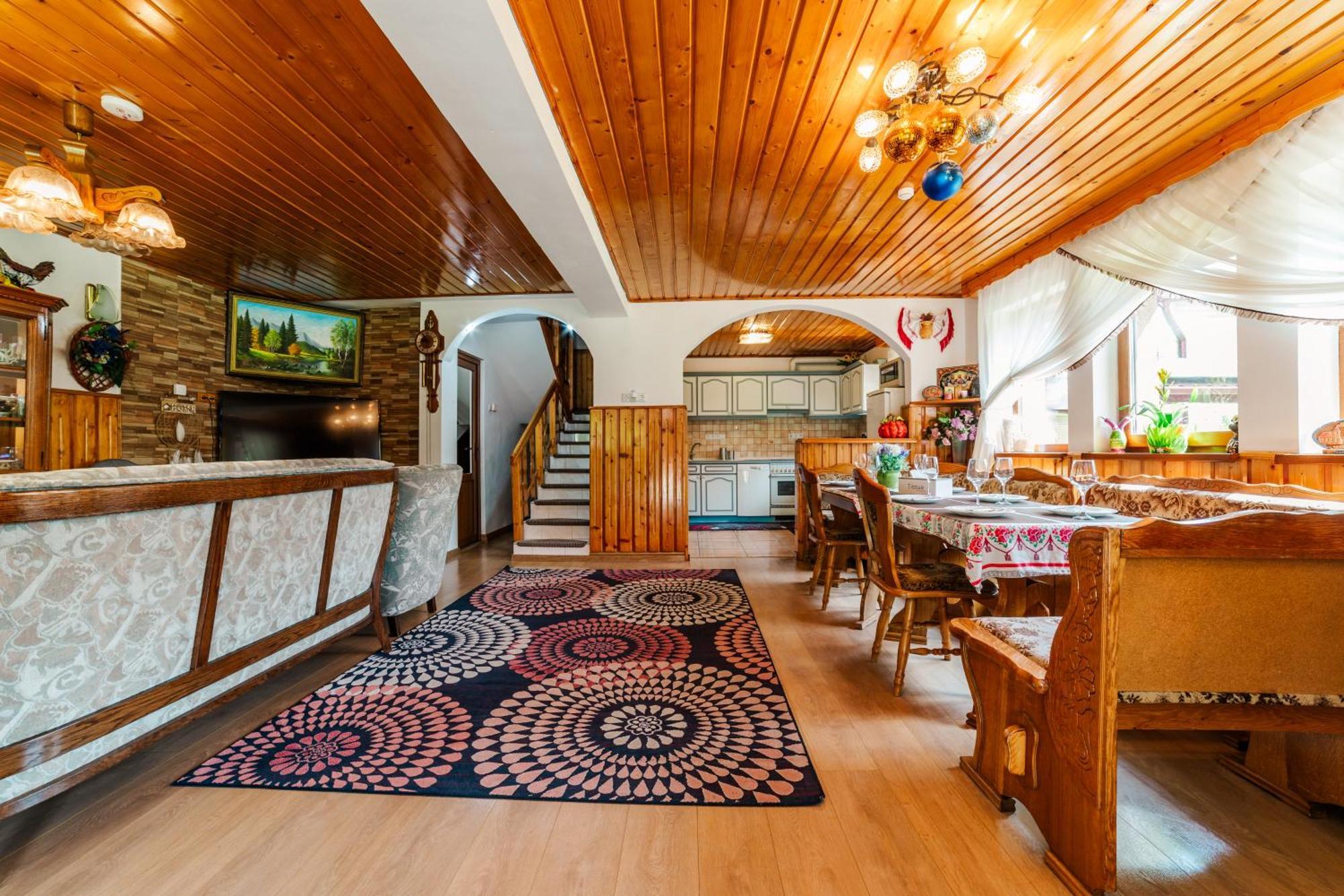 فيلا Casa Poiana Soarelui براشوف المظهر الخارجي الصورة